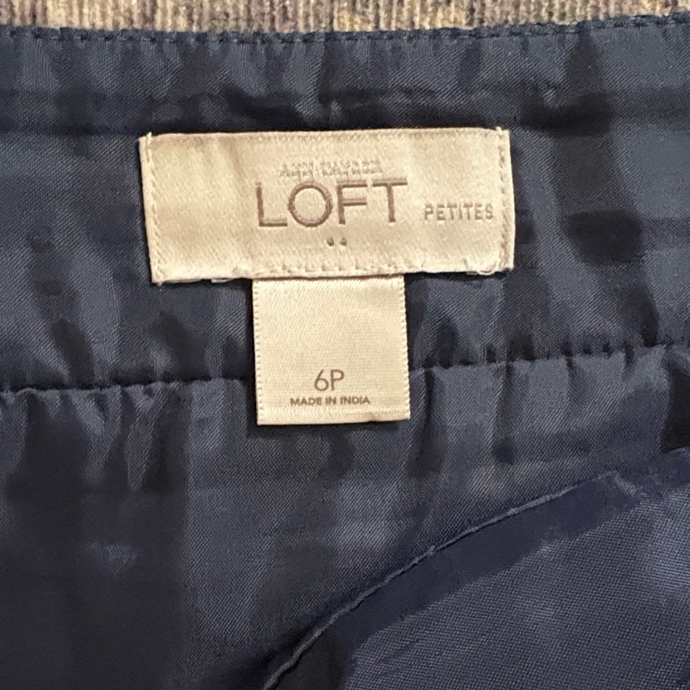LOFT Navy Textured Mini Skirt - Picture 4 of 5